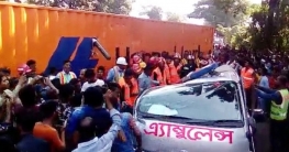 লরি-অ্যাম্বুলেন্সের মুখোমুখি সংঘর্ষে প্রাণ গেল রোগীর