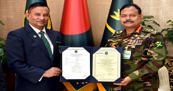 সেনাপ্রধান আজিজ আহমেদের পিএইচডি ডিগ্রি অর্জন সেনাপ্রধান আজিজ আহমেদের পিএইচডি ডিগ্রি অর্জন
