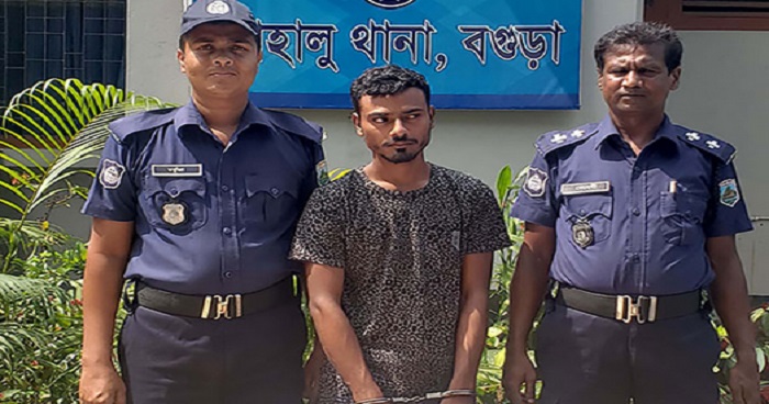 বগুড়ায় ইয়াবাসহ মাদক ব্যবসায়ী গ্রেফতার বগুড়ায় ইয়াবাসহ মাদক ব্যবসায়ী গ্রেফতার