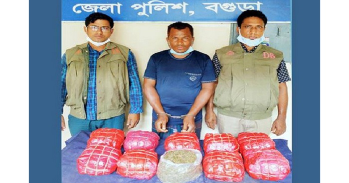 বগুড়ায় ডিবির অভিযানে ১০ কেজি গাঁজাসহ আটক ১ বগুড়ায় ডিবির অভিযানে ১০ কেজি গাঁজাসহ আটক ১