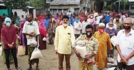 গাবতলীতে কর্মহীনদের মাঝে ইউপি চেয়ারম্যানের ত্রান বিতরণ গাবতলীতে কর্মহীনদের মাঝে ইউপি চেয়ারম্যানের ত্রান বিতরণ