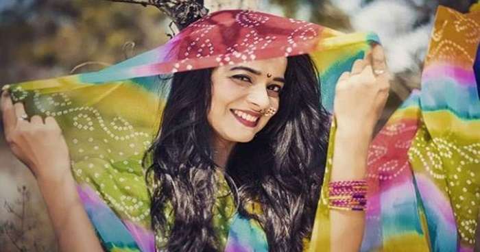 লকডাউনে কাজ নেই, হতাশায় আত্মহত্যা করলেন অভিনেত্রী লকডাউনে কাজ নেই, হতাশায় আত্মহত্যা করলেন অভিনেত্রী