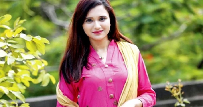 ঈদের দিন যে রঙের কামিজ পরবেন সাবিলা নূর ঈদের দিন যে রঙের কামিজ পরবেন সাবিলা নূর