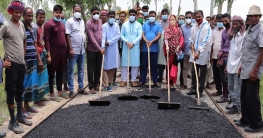 শাজাহানপুরে খরনা বাজার-নাদুরপুকুর রাস্তার কার্পেটিং শুরু শাজাহানপুরে খরনা বাজার-নাদুরপুকুর রাস্তার কার্পেটিং শুরু