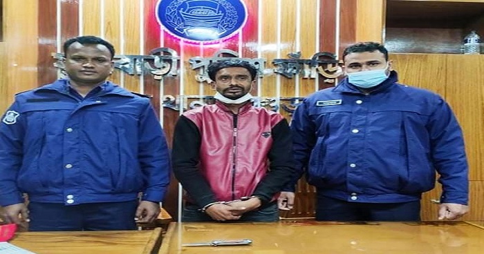 বার্মিজ চাকুসহ একজন আসামি বগুড়ার ফুলবাড়ি পুলিশ ফাঁড়ীর হাতে আটক বার্মিজ চাকুসহ একজন আসামি বগুড়ার ফুলবাড়ি পুলিশ ফাঁড়ীর হাতে আটক