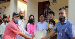 ধুনটে কর্মহীন ১৫০ পরিবারের ঘরে চাল পৌছে দিলেন ইউএনও ধুনটে কর্মহীন ১৫০ পরিবারের ঘরে চাল পৌছে দিলেন ইউএনও