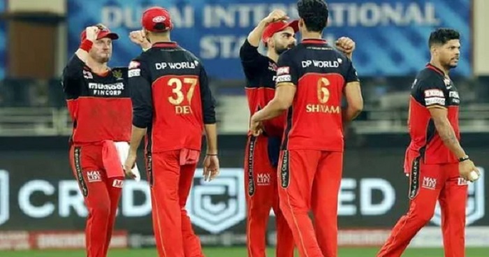 ওয়ার্নারদের হারিয়ে কোহলির বেঙ্গালুরুর শুরু ওয়ার্নারদের হারিয়ে কোহলির বেঙ্গালুরুর শুরু