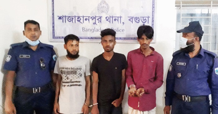 বগুড়ায় ডিম বোঝাই ট্রাক উদ্ধার; তিন ডাকাত গ্রেফতার বগুড়ায় ডিম বোঝাই ট্রাক উদ্ধার; তিন ডাকাত গ্রেফতার