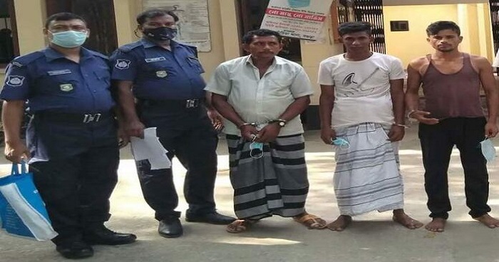 দুপচাঁচিয়ায় ৩ জুয়াড়ী আটক দুপচাঁচিয়ায় ৩ জুয়াড়ী আটক