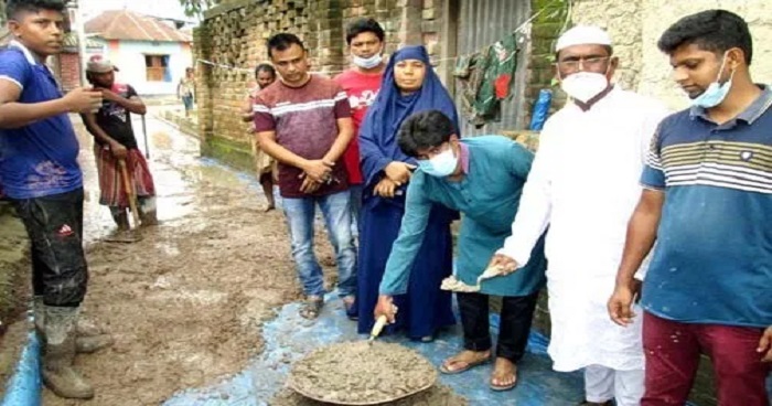 দুপচাঁচিয়া পৌর এলাকায় রাস্তা ও ড্রেন নির্মান কাজের উদ্বোধন