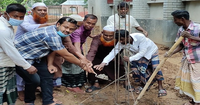 শেরপুরে স:প্রা: বিদ্যালয়ের সীমানা প্রাচীর নির্মাণের ভিত্তিস্থাপন