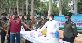 কাহালুতে ২`শত কর্মহীন মানুষের মাঝে খাদ্য সামগ্রী বিতরণ কাহালুতে ২`শত কর্মহীন মানুষের মাঝে খাদ্য সামগ্রী বিতরণ