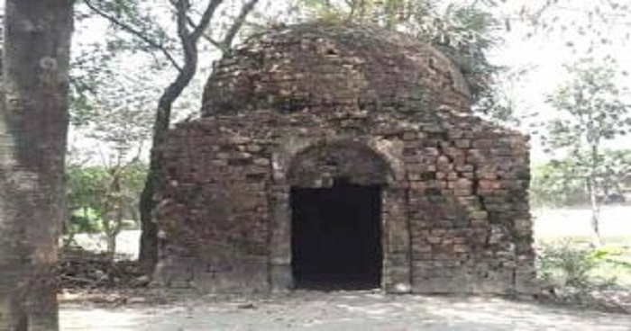 বগুড়ার সান্তাহারে বিশ্বের ক্ষুদ্রতম মসজিদ!
