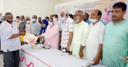 সোনাতলায় দূর্গাপূজা উপলক্ষে সনাতন ধর্মালম্বীদের মাঝে চাল বিতরণ সোনাতলায় দূর্গাপূজা উপলক্ষে সনাতন ধর্মালম্বীদের মাঝে চাল বিতরণ