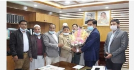 শাজাহানপুরে ফুলেল শুভেচ্ছায় সিক্ত হচ্ছেন নবাগত ইউএনও শাজাহানপুরে ফুলেল শুভেচ্ছায় সিক্ত হচ্ছেন নবাগত ইউএনও