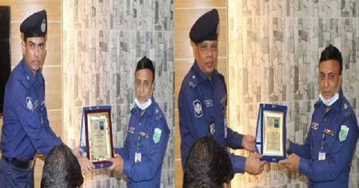 বগুড়া পুলিশের শ্রেষ্ঠ সার্কেল অফিসার সনাতন ও শ্রেষ্ঠ ওসি হুমায়ুন বগুড়া পুলিশের শ্রেষ্ঠ সার্কেল অফিসার সনাতন ও শ্রেষ্ঠ ওসি হুমায়ুন