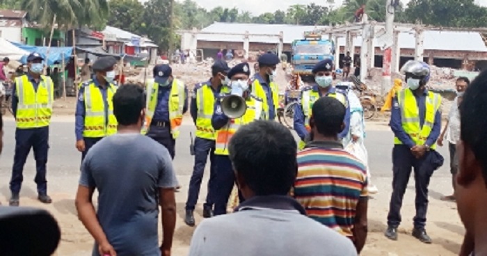 শেরপুরে হাইওয়ে পুলিশের সচেতনতামুলক কার্যক্রম