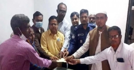 দুপচাঁচিয়ায় কন্যাদায়গ্রস্ত পিতাকে সহায়তা করলেন থানার ওসি দুপচাঁচিয়ায় কন্যাদায়গ্রস্ত পিতাকে সহায়তা করলেন থানার ওসি