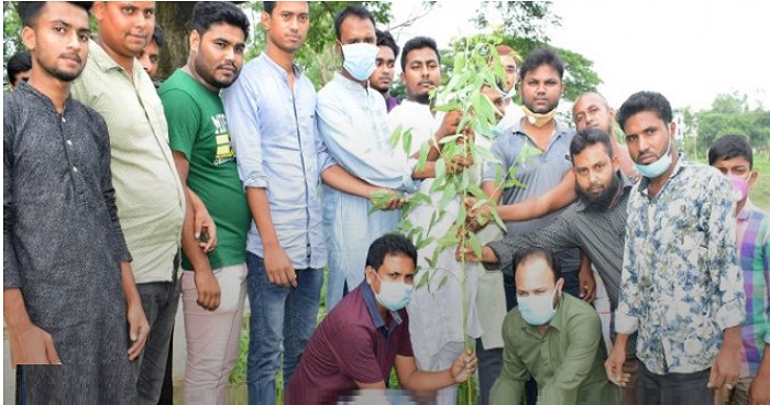 বগুড়া ১৭নং ওয়ার্ড স্বেচ্ছাসেবক লীগের উদ্যোগে বৃক্ষ রোপন কর্মসূচি