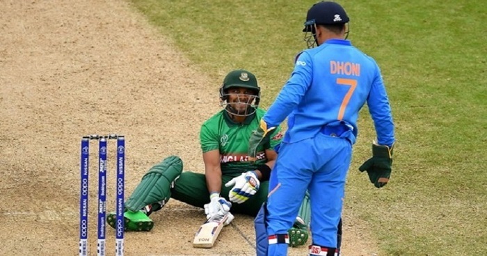এবার পারলে না: ধোনিকে সাব্বির এবার পারলে না: ধোনিকে সাব্বির