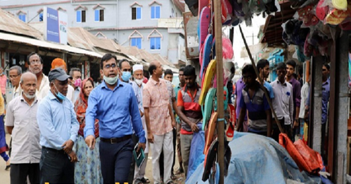 বগুড়ার ধুনটে ফুটপাতে উচ্ছেদ অভিযানে দুই ব্যবসায়ীর জরিমানা