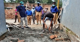 বগুড়ার শেরপুরে খাস সম্পত্তি অপদখলকারিকে উচ্ছেদ করলেন ইউএনও বগুড়ার শেরপুরে খাস সম্পত্তি অপদখলকারিকে উচ্ছেদ করলেন ইউএনও