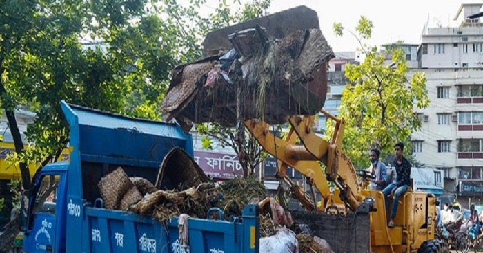 ঢাকা দক্ষিণের কোরবানির বর্জ্য সরানো তদারকিতে ১০ টিম