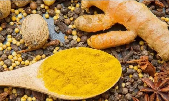 শীতকালে হলুদ কেন খাবেন? শীতকালে হলুদ কেন খাবেন?