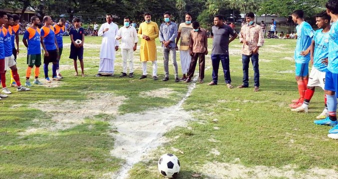 নন্দীগ্রামে ফুটবল খেলা অনুষ্ঠিত