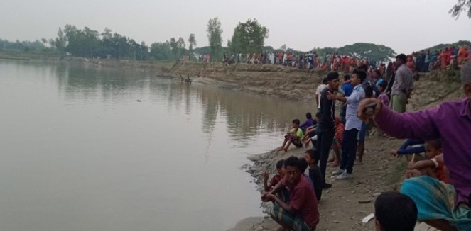 সোনাতলায় নদীতে গোসল করতে গিয়ে এসএসসি পরীক্ষার্থী নিখোঁজ সোনাতলায় নদীতে গোসল করতে গিয়ে এসএসসি পরীক্ষার্থী নিখোঁজ