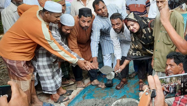 সান্তাহারে রাস্তা ও ড্রেন নির্মাণকাজের উদ্বোধন