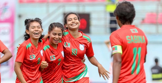 ইতিহাসের হাতছানি বাংলাদেশ-নেপালের সামনে ইতিহাসের হাতছানি বাংলাদেশ-নেপালের সামনে