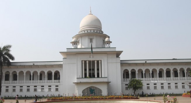 ম্যুরালে বঙ্গবন্ধু ও প্রধানমন্ত্রীর সঙ্গে কারও ছবি নয়: হাইকোর্ট