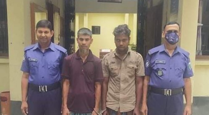 দুপচাঁচিয়ায় মাদক বিক্রির চেষ্টাকালে আটক ২ দুপচাঁচিয়ায় মাদক বিক্রির চেষ্টাকালে আটক ২