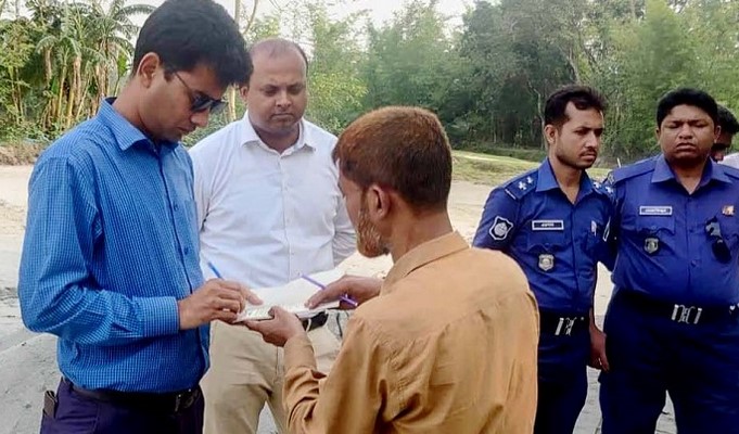 অবৈধভাবে বালু উত্তোলনে দুপচাঁচিয়ায় জরিমানা এক লাখ টাকা