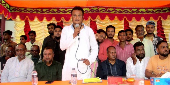 দুপচাঁচিয়ার তালোড়ায় বঙ্গবন্ধু ফুটবল টুর্ণামেন্টের উদ্বোধন দুপচাঁচিয়ার তালোড়ায় বঙ্গবন্ধু ফুটবল টুর্ণামেন্টের উদ্বোধন