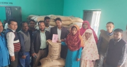 গাবতলীর রামেশ্বরপুরে অসহায়দের মাঝে ভিজিডি’র চাল বিতরণ