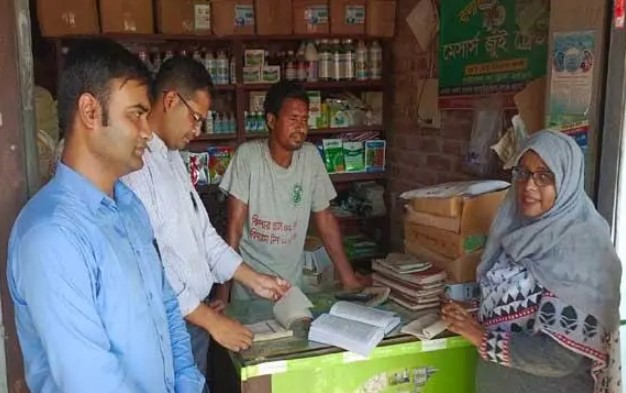 নন্দীগ্রামে ২ সার ডিলারের ১ লাখ টাকা জরিমানা নন্দীগ্রামে ২ সার ডিলারের ১ লাখ টাকা জরিমানা