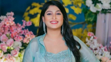অভিনয় থেকে দূরে থাকার কারণ জানালেন সারিকা