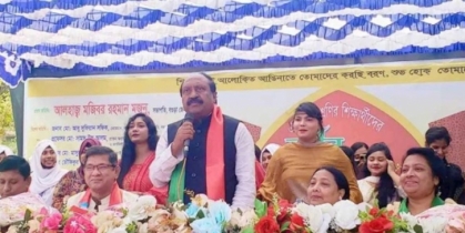 বগুড়া সরকারি মুজিবুর রহমান মহিলা কলেজে নবীন বরণ অনুষ্ঠানে মজনু