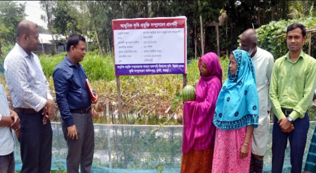 ধুনটে মাচা পদ্ধতিতে তরমুজ  চাষ প্রদর্শনীর মাঠ দিবস অনুষ্ঠিত