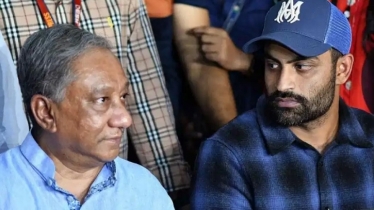 পাপনের সঙ্গে জরুরি বৈঠকে তামিম
