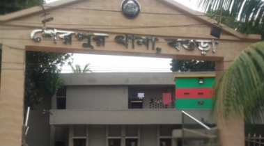শেরপুরে ট্রাকে আগুন দেয়ার ঘটনায় মামলা; গ্রেফতার ৫