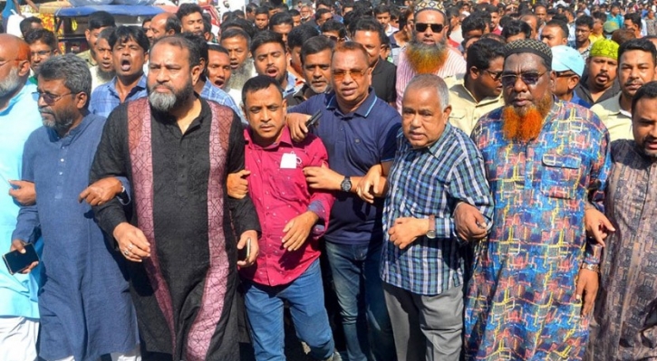 বগুড়ায় আওয়ামী লীগ-যুবলীগের হরতাল বিরোধী মিছিল বগুড়ায় আওয়ামী লীগ-যুবলীগের হরতাল বিরোধী মিছিল