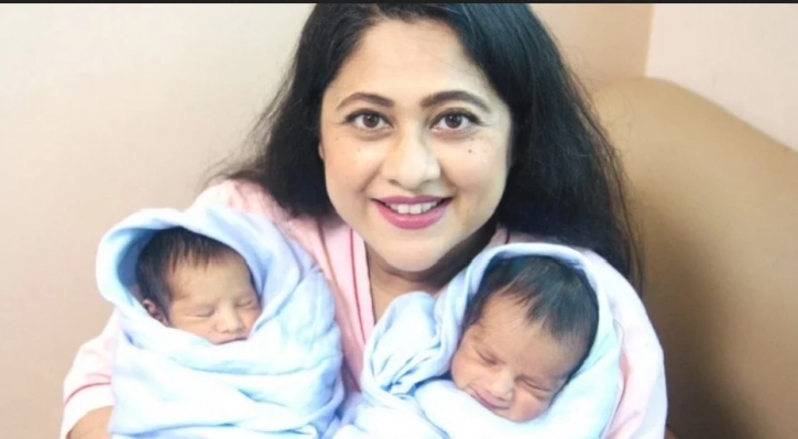 সুমাইয়া শিমুর ঘরে এলো যমজ ছেলে সুমাইয়া শিমুর ঘরে এলো যমজ ছেলে