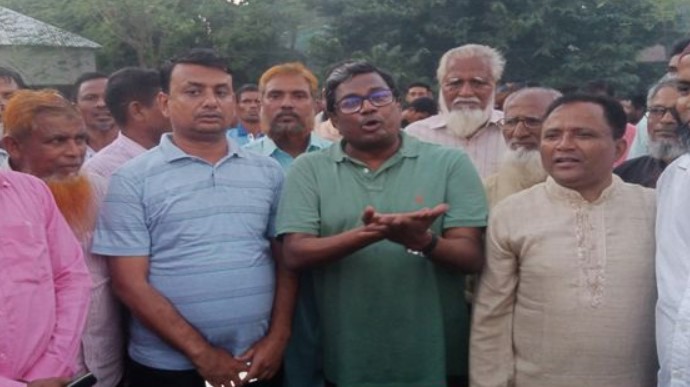 সোনাতলায় আওয়ামী লীগ ও সহযোগী সংগঠনের উদ্যোগে বিশাল শান্তি সমাবেশ সোনাতলায় আওয়ামী লীগ ও সহযোগী সংগঠনের উদ্যোগে বিশাল শান্তি সমাবেশ