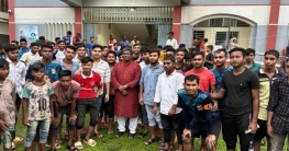 সোনাতলায় ফুটবল টুর্নামেন্টের ফাইনাল অনুষ্ঠানে ম.রাজ্জাক সোনাতলায় ফুটবল টুর্নামেন্টের ফাইনাল অনুষ্ঠানে ম.রাজ্জাক