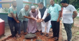আদমদীঘির মসজিদের রাস্তার ঢালাই কাজের উদ্ধোধন
