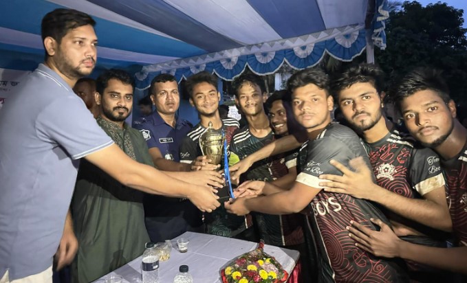 বগুড়ায় আল-জামিউ বনি স্মৃতি টুর্নামেন্টের ফাইনাল অনুষ্ঠিত বগুড়ায় আল-জামিউ বনি স্মৃতি টুর্নামেন্টের ফাইনাল অনুষ্ঠিত