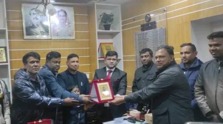 নন্দীগ্রাম থানার ৩ পুলিশ কর্মকর্তার বিদায় সংবর্ধনা নন্দীগ্রাম থানার ৩ পুলিশ কর্মকর্তার বিদায় সংবর্ধনা
